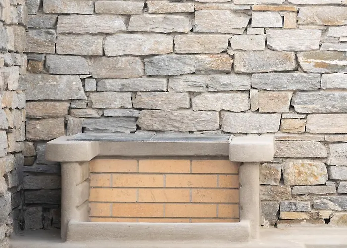 Willa Summersalt Paros *