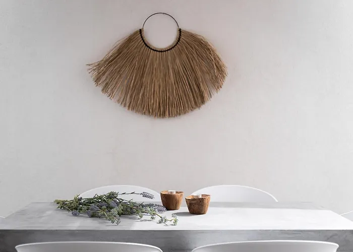 Willa Summersalt Paros